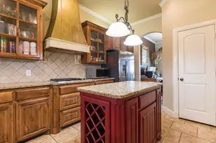 7301 Granville Dr, Mansfield, TX 76063 - Photo 11