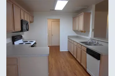 7905 Blue Duck Trail, Arlington, TX 76002 - Photo 7