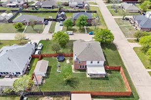 1040 Canyon Dr, Justin, TX 76247 - Photo 7