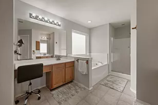 1040 Canyon Dr, Justin, TX 76247 - Photo 17