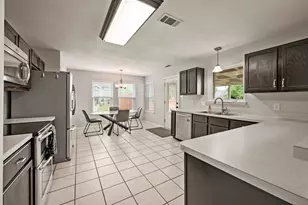 1040 Canyon Dr, Justin, TX 76247 - Photo 29