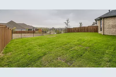 150 Longhorn Bend, Rhome, TX 76078 - Photo 27