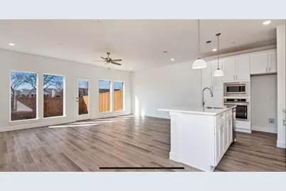 5661 Woodlands Drive, The Colony, TX 75056 - Photo 9