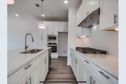 5661 Woodlands Drive, The Colony, TX 75056 - Photo 7