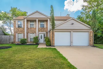 2321 Warwick Avenue, Grand Prairie, TX 75052 - Photo 1