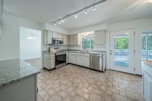 2321 Warwick Ave, Grand Prairie, TX 75052 - Photo 11