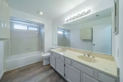 2321 Warwick Avenue, Grand Prairie, TX 75052 - Photo 19