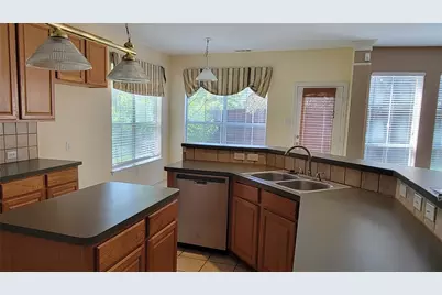 2400 Spillway Circle, Frisco, TX 75036 - Photo 11