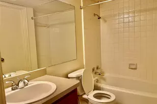 411 Crestline Dr, Arlington, TX 76012 - Photo 17