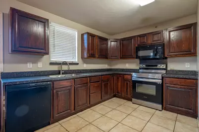 1200 McMillan Drive, Cedar Hill, TX 75104 - Photo 11