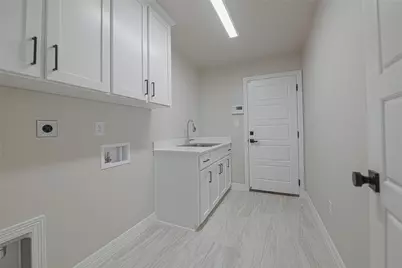 1321 Red Rock Road, Hewitt, TX 76643 - Photo 19