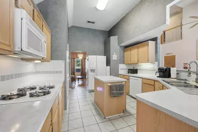 1164 Breezewood Drive, Lewisville, TX 75077 - Photo 9