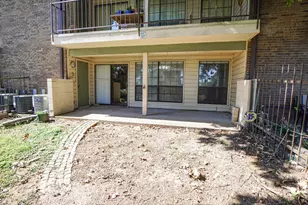 2505 Wedglea Dr, Dallas, TX 75211 - Photo 19