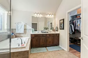 2844 Lacompte Dr, Dallas, TX 75227 - Photo 15