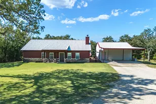 1699 FM 3043, Bowie, TX 76230 - Photo 5