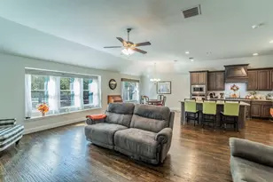 2437 Gramercy Park Dr, Flower Mound, TX 75028 - Photo 3