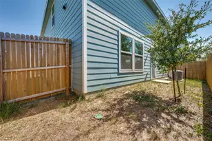 3395 Peyton Lila Rd, Dallas, TX 75212 - Photo 25