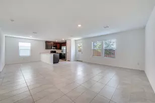 3395 Peyton Lila Rd, Dallas, TX 75212 - Photo 7