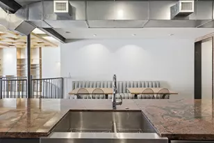 511 N Akard St, Dallas, TX 75201 - Photo 21