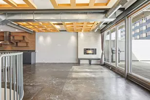 511 N Akard St, Dallas, TX 75201 - Photo 15