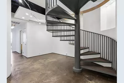 511 N Akard Street #1505, Dallas, TX 75201 - Photo 11