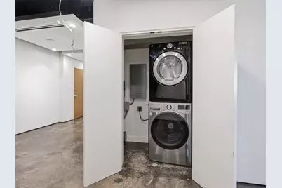 511 N Akard Street #1505, Dallas, TX 75201 - Photo 29