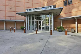 511 N Akard St, Dallas, TX 75201 - Photo 31