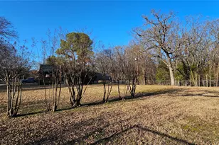 204 Lakeside Dr, West Tawakoni, TX 75474 - Photo 13