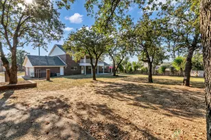 2620 Brookridge Dr, Hurst, TX 76054 - Photo 37