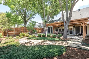 7201 Briarnoll Dr, Dallas, TX 75252 - Photo 33