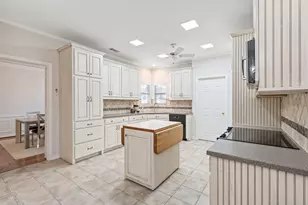 7201 Briarnoll Dr, Dallas, TX 75252 - Photo 13