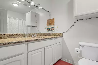 1915 S 7th Street, Waco, TX 76706 - Photo 19