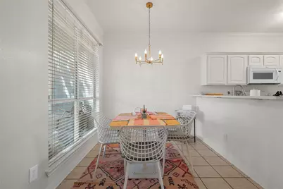 1915 S 7th Street, Waco, TX 76706 - Photo 9