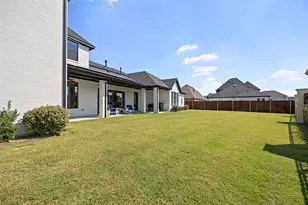 1400 Island Vista Dr, Arlington, TX 76005 - Photo 31