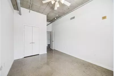1001 Belleview Street #303, Dallas, TX 75215 - Photo 11