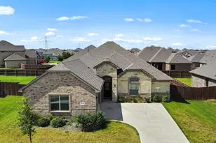 3724 Twin Pines Dr, Grand Prairie, TX 76065 - Photo 5