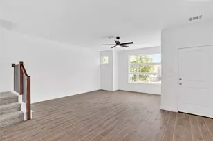 312 Oakbend Dr, Lewisville, TX 75067 - Photo 7