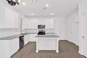 312 Oakbend Dr, Lewisville, TX 75067 - Photo 11