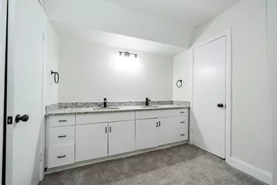 805 9th Street, Grand Prairie, TX 75050 - Photo 19