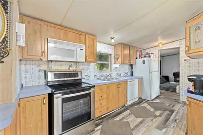 507 Hackberry Street, Brownwood, TX 76801 - Photo 3