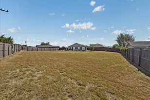 14201 Bridgeview Ln, Dallas, TX 75253 - Photo 23