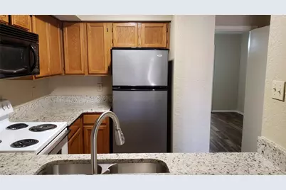 9811 Walnut Street #108, Dallas, TX 75243 - Photo 5