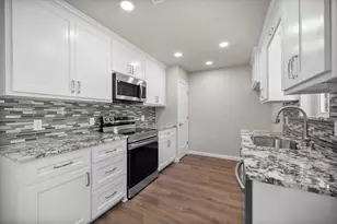 2700 Shady Grove Dr, Bedford, TX 76021 - Photo 3