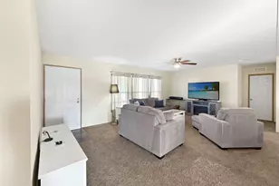 128 Willow Ridge Cir, Southmayd, TX 75092 - Photo 3