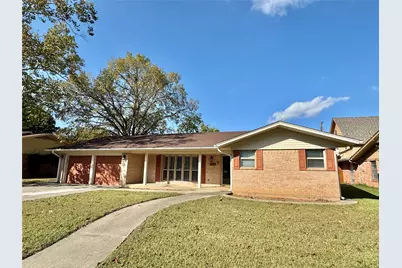 1905 Bridle Lane, Gainesville, TX 76240 - Photo 1