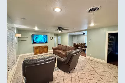 1905 Bridle Lane, Gainesville, TX 76240 - Photo 5