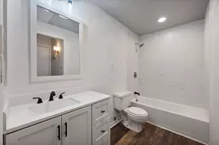 621 Stonehenge Dr, Grand Prairie, TX 75052 - Photo 31