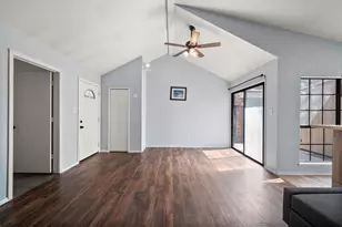 621 Stonehenge Dr, Grand Prairie, TX 75052 - Photo 29