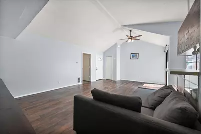 621 Stonehenge Drive, Grand Prairie, TX 75052 - Photo 17