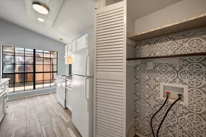 621 Stonehenge Drive, Grand Prairie, TX 75052 - Photo 23